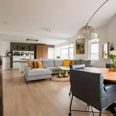 Luxury Within 30 Meters Of The Harbour Scheveningen شقة